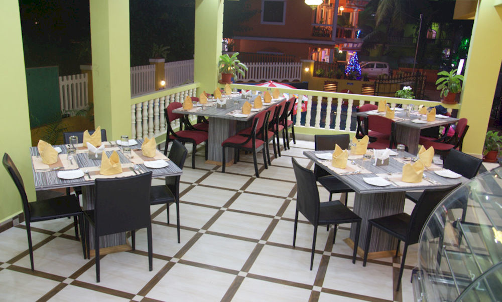 Rbr Suites Calangute Exterior foto